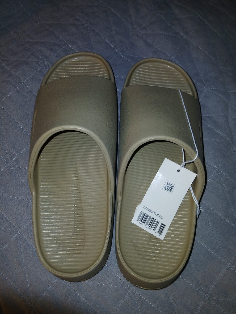 Nike Beige Slide Sandals